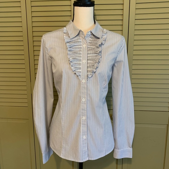 Tuxedo Ruffled Tailored Top - Picture 11 of 16